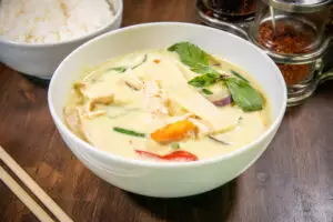 Pad The Bath Green Curry — The Baht Gatlinburg, authentic Thai food